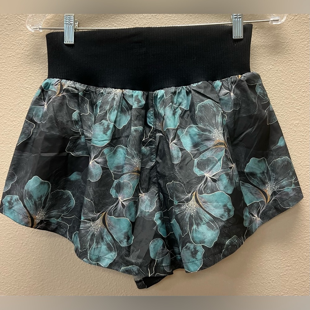 FP Movement by Free People New/Tags Medium Black and Teal Floral Athletic Shorts - Picture 5 of 9